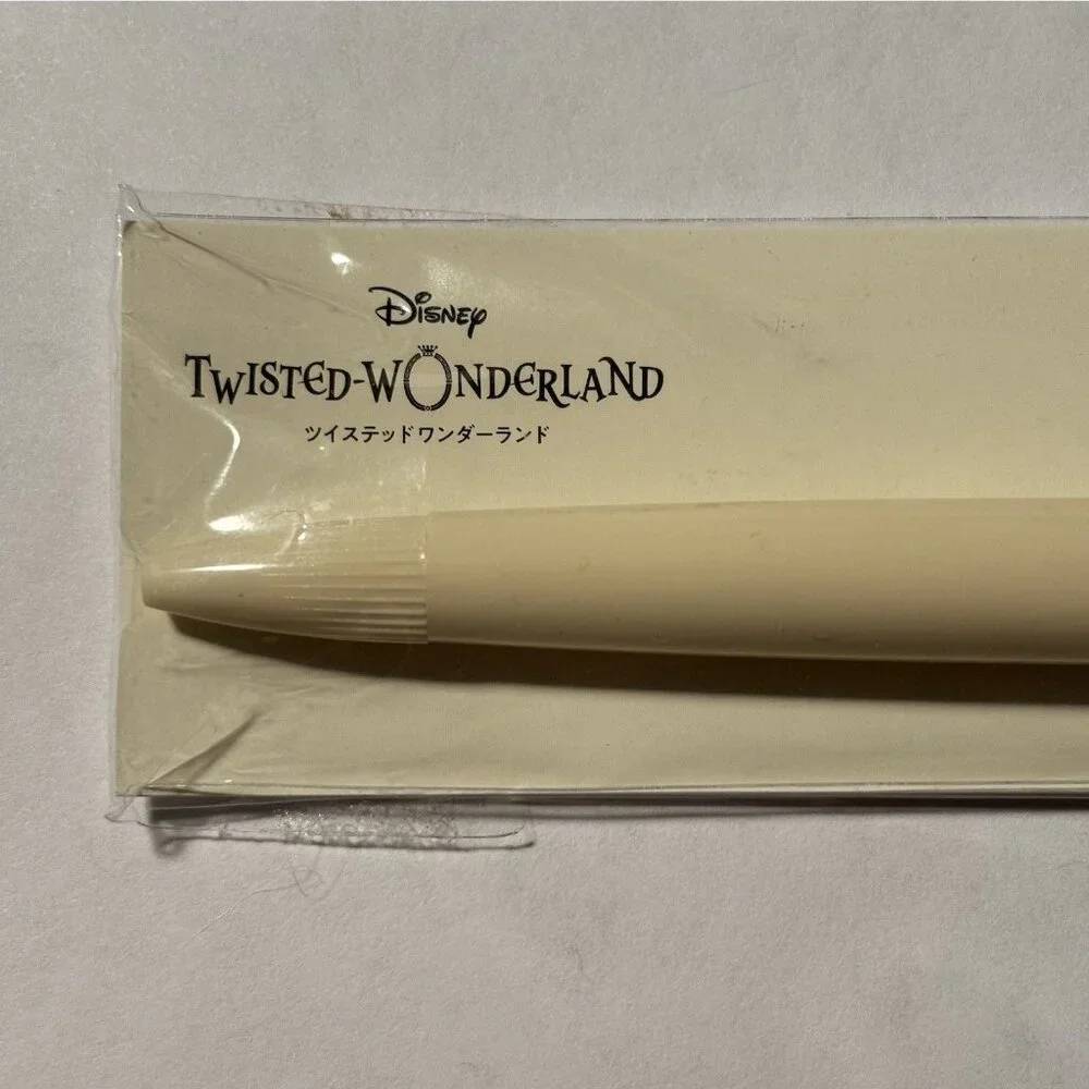 Disney Twisted Wonderland Floaty Pen Cat Moves to Can of Tuna Japan Video Game